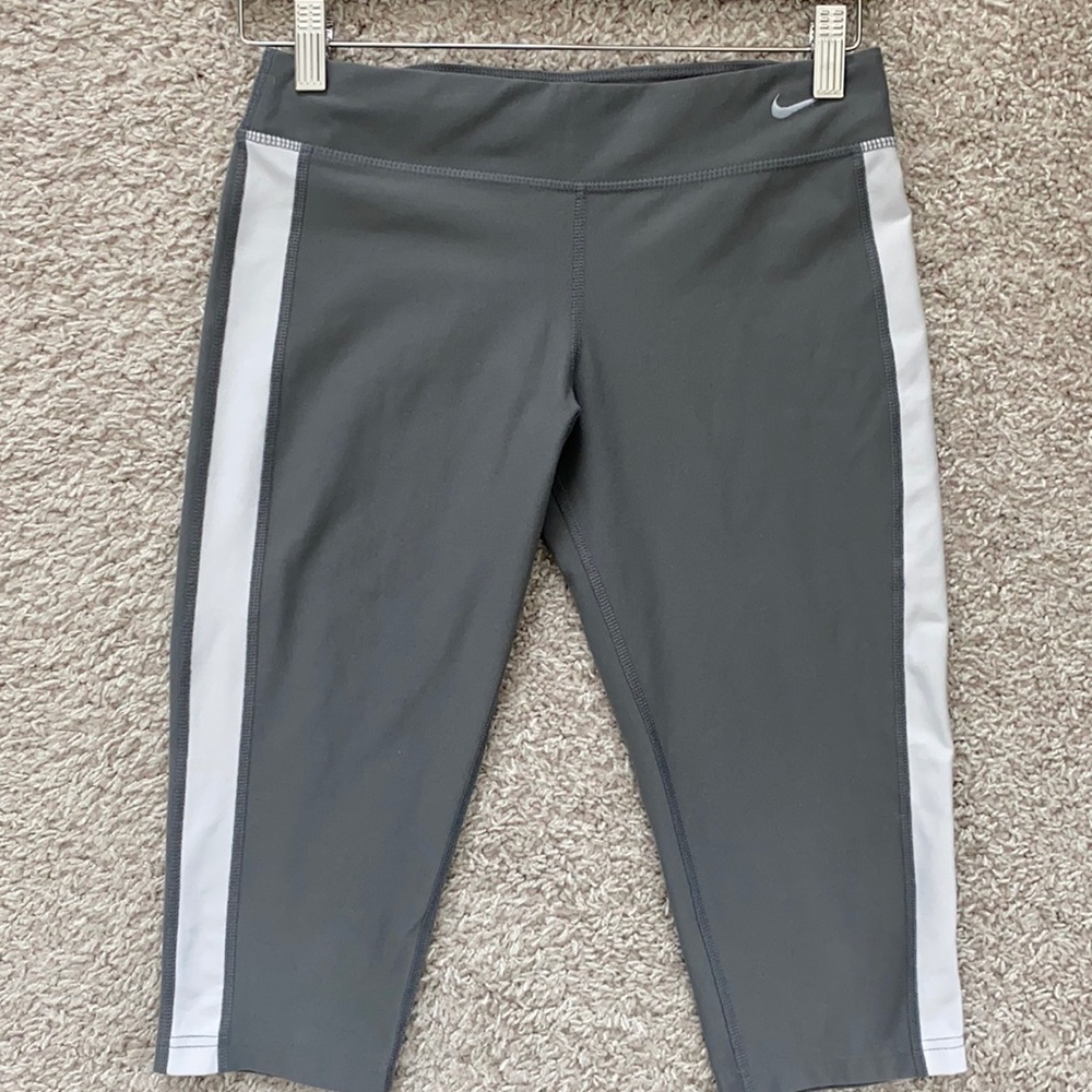 Nike Capri Leggings